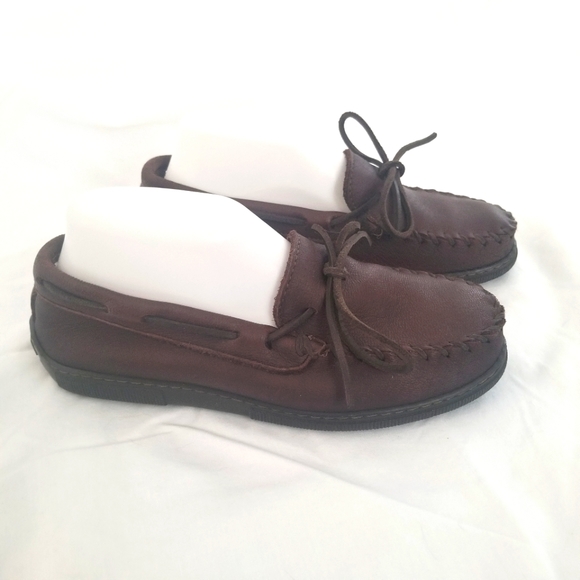 Minnetonka Shoes - Minnetonka Leather Hard bottom Moccasins brown